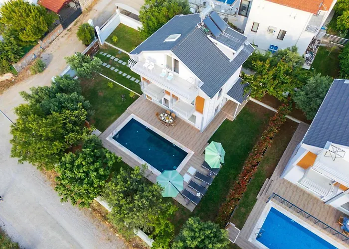 Riva Βίλα Ολουντενίζ